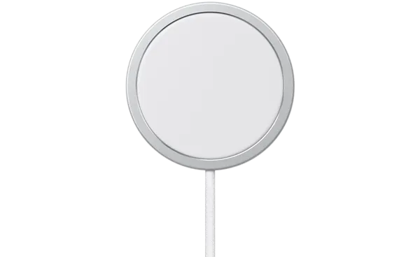 Widok z przodu na ładowarkę MagSafe z przewodem