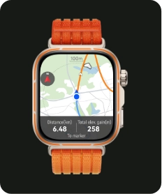 Ekran zegarka Huawei Watch Fit 5 Pro z pomarańczowym paskiem wyświetla grafikę mapy nawigacyjnej wraz z położeniem i liczby