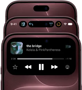 3 iPhone’y 18 Pro w kolorze burgunda ułożone w wachlarz, prezentujące Dynamic Island w różnych trybach: wyłączonym, zminimalizowanym i zmaksymalizowanym