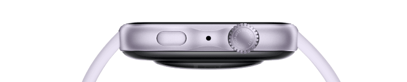 Boczne ujęcie srebrnej koperty zegarka Huawei Watch Fit 5 z widoczną koronką i przyciskiem sterowania.