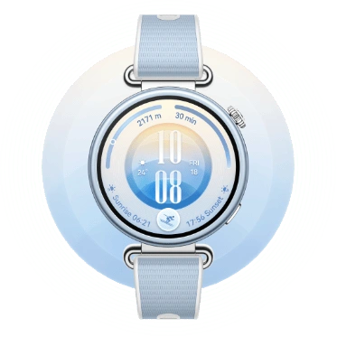 Zegarek Huawei Watch GT 7 z jasnoniebieskim paskiem i koronką, ekran wyświetla godzinę w formacie liczbowym
