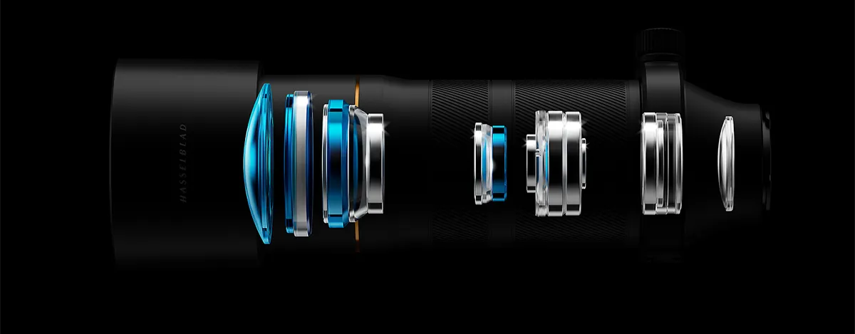 Schemat budowy teleobiektywu 300 mm OPPO Hasselblad z widocznymi elementami optycznymi