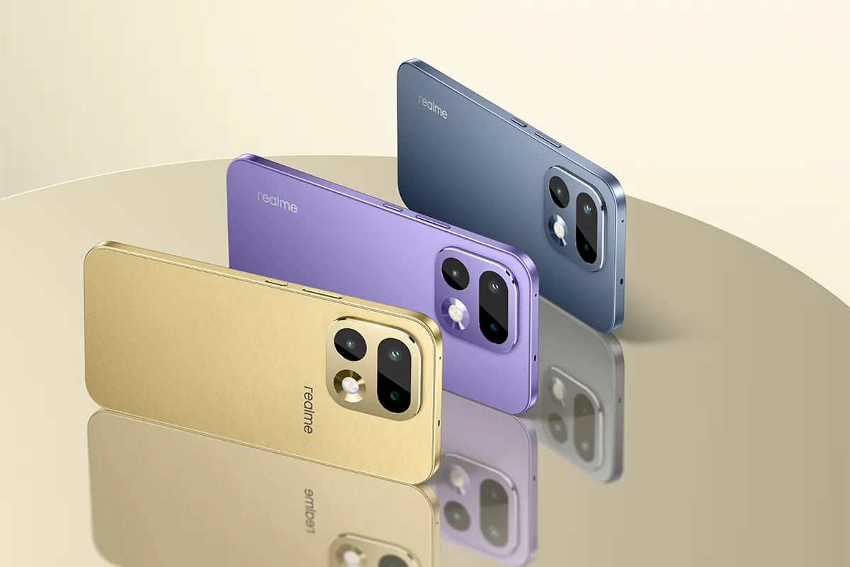 Trzy smartfony realme 16 Pro 5G ułożone obok siebie, prezentujące różne warianty kolorystyczne.