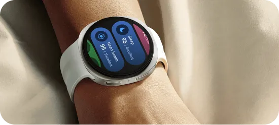 Galaxy Watch na nadgarstku wyświetla dane o tętnie, stresie i śnie. Galaxy Watch na nadgarstku wyświetla dane o tętnie, stresie i śnie.