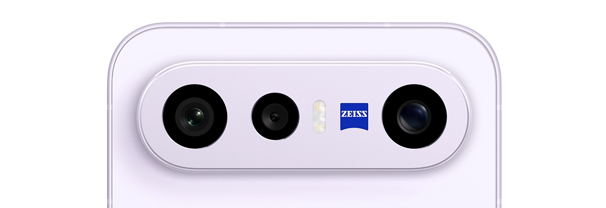 zbliżenie na tył smartfonu vivo x300 fe podkreślający zaawansowany system aparatów