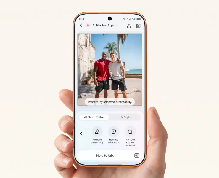 Dłoń trzymająca smartfon z funkcjami AI