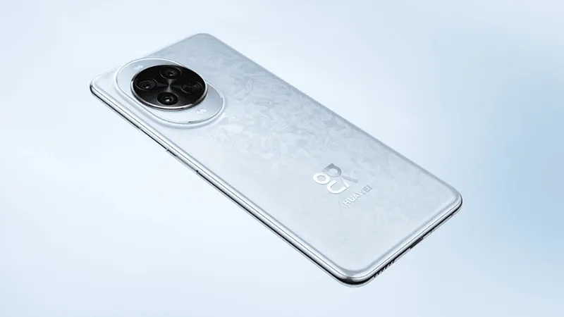 Smartfon HUAWEI Nova 14 Pro w jasnej obudowie, widok tylnego aparatu Ultra Chroma