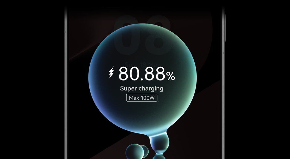 Ekran smartfona Huawei pokazujący szybkie ładowanie SuperCharge 100W - 80,88% w 12 minut.