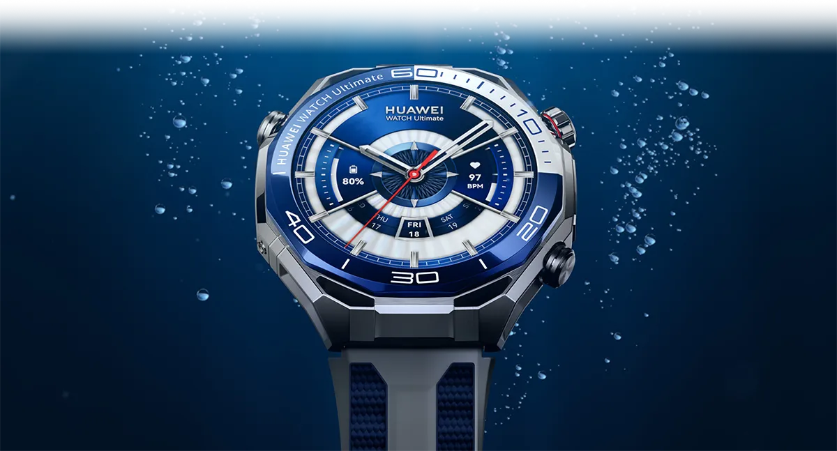 Zegarek w wodzie prezentujący funkcje nurkowe i odporność do 150 metrów.