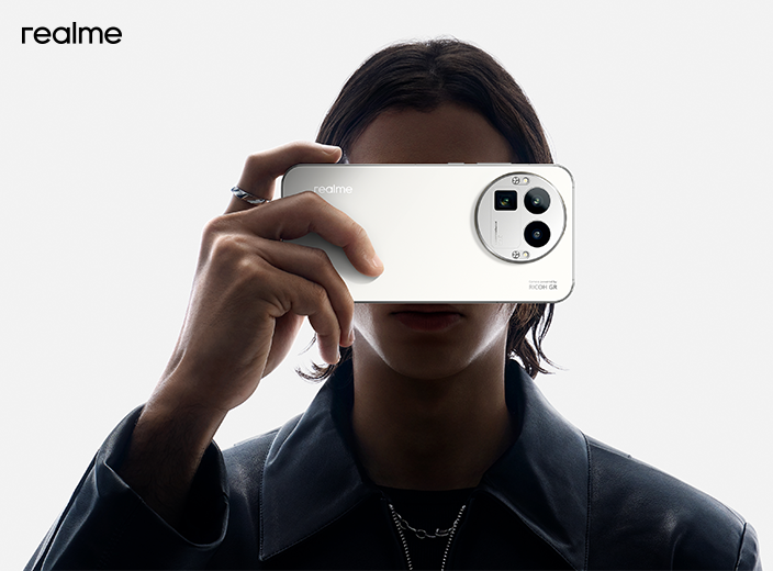 realme GT 8 Pro Odkrywaj bez ograniczeń Procesor Snapdragon® 8 Elite Gen 5 Ultraklarowny teleobiektyw 200 MP Bateria 7000 mAh + Ładowanie 120W