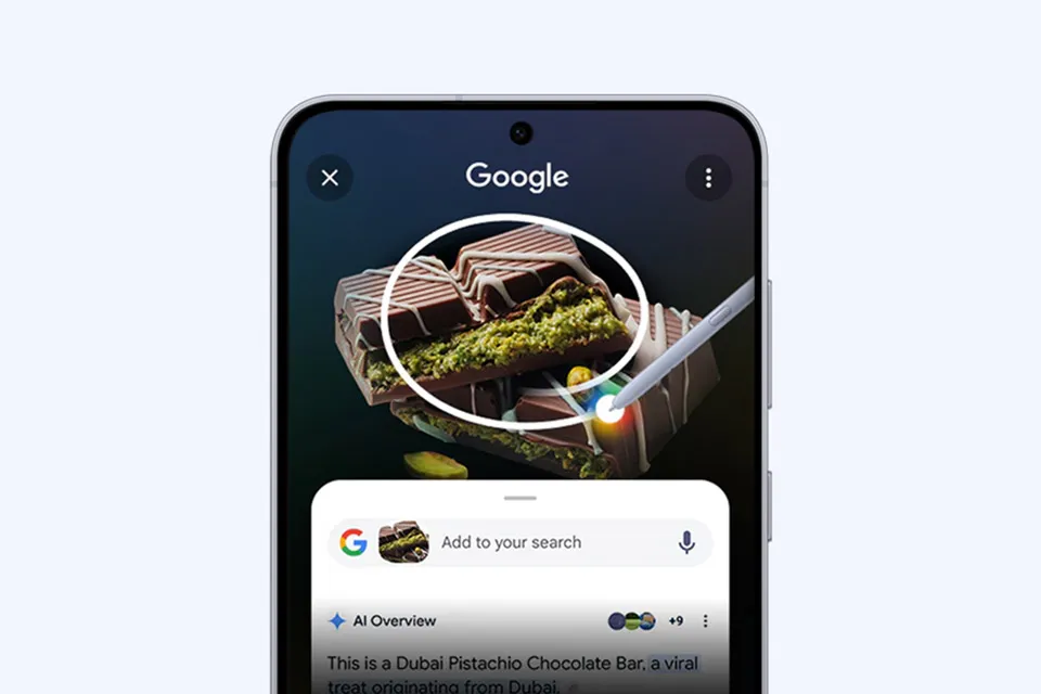 Smartfon Samsung Galaxy S25 FE w kolorze białym