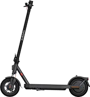 Elektryczna hulajnoga Xiaomi Electric Scooter Elite w kolorze czarnym, widok z boku.